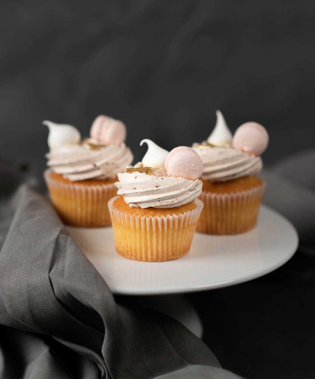Champagne Strawberry Cupcakes