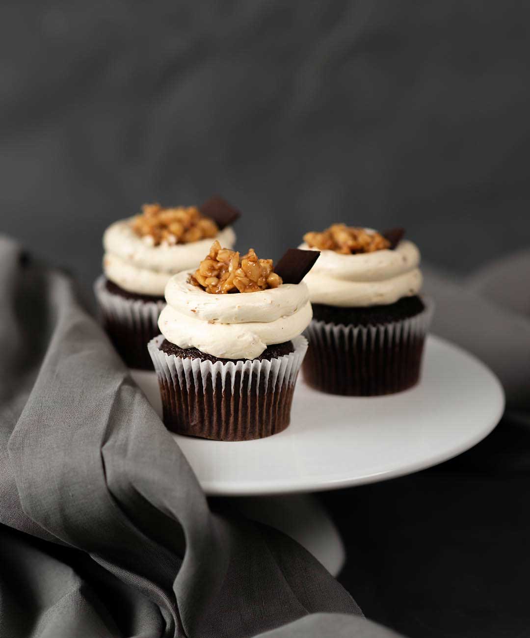 Snickers Chocolate Cupcakes